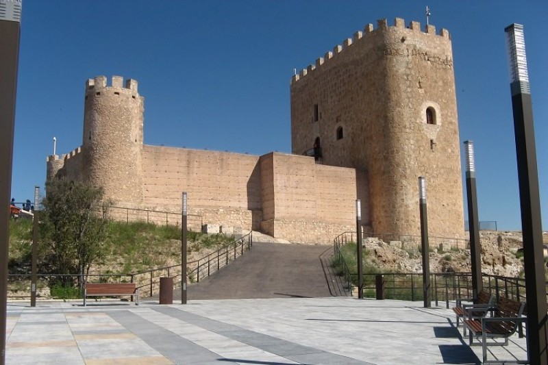 <span style='color:#780948'>ARCHIVED</span> - 19th May Jumilla: ENGLISH LANGUAGE castle tour