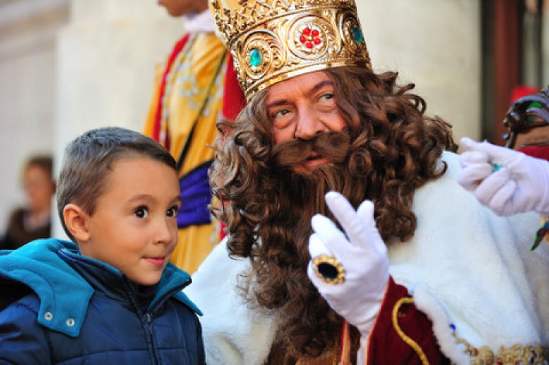 <span style='color:#780948'>ARCHIVED</span> - 5th January 2020 Three Kings parade in Cartagena