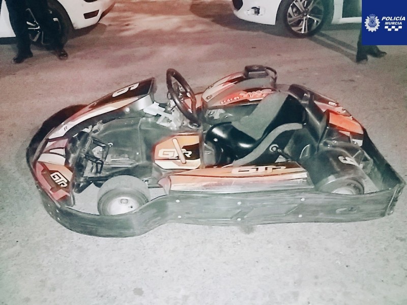 <span style='color:#780948'>ARCHIVED</span> - Youths steal Go-Karts to drive in the streets of Murcia City