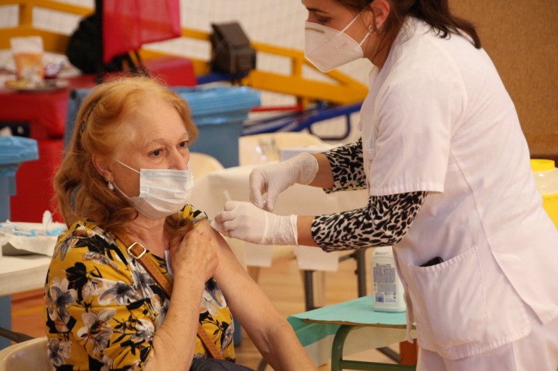 <span style='color:#780948'>ARCHIVED</span> - More than a quarter of Spanish residents have received at least one dose of Covid vaccine