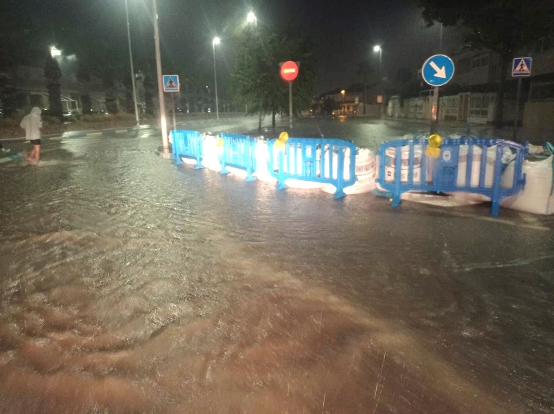 <span style='color:#780948'>ARCHIVED</span> - Electrical storm causes flooding and chaos across the Region of Murcia