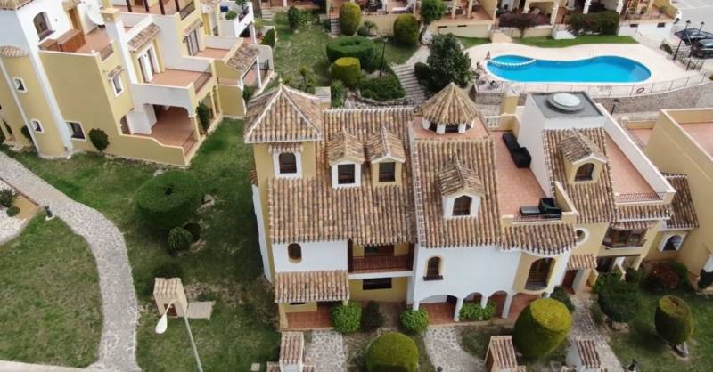 Micasamo Realty and La Manga Club take part in Channel 4 show Sun, Sea and Selling Houses