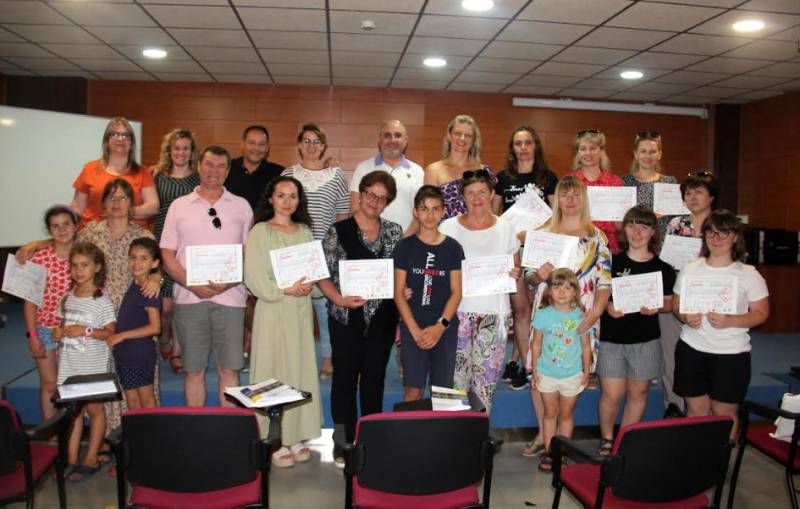 <span style='color:#780948'>ARCHIVED</span> - Jumilla completes basic language course for Ukrainian refugees
