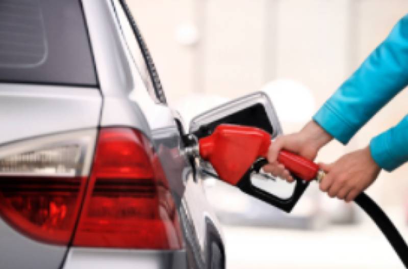Fuel prices in Spain fall for second week in a row ahead of May Day getaway