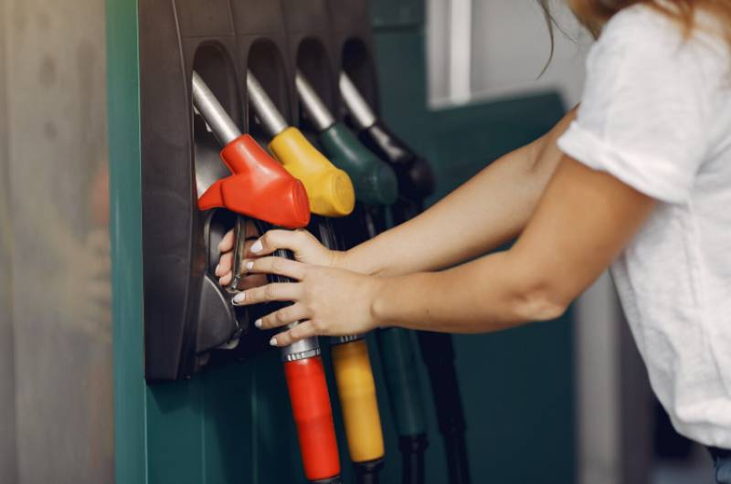 Diesel prices edge back up in Spain and petrol rises for fourth week in a row